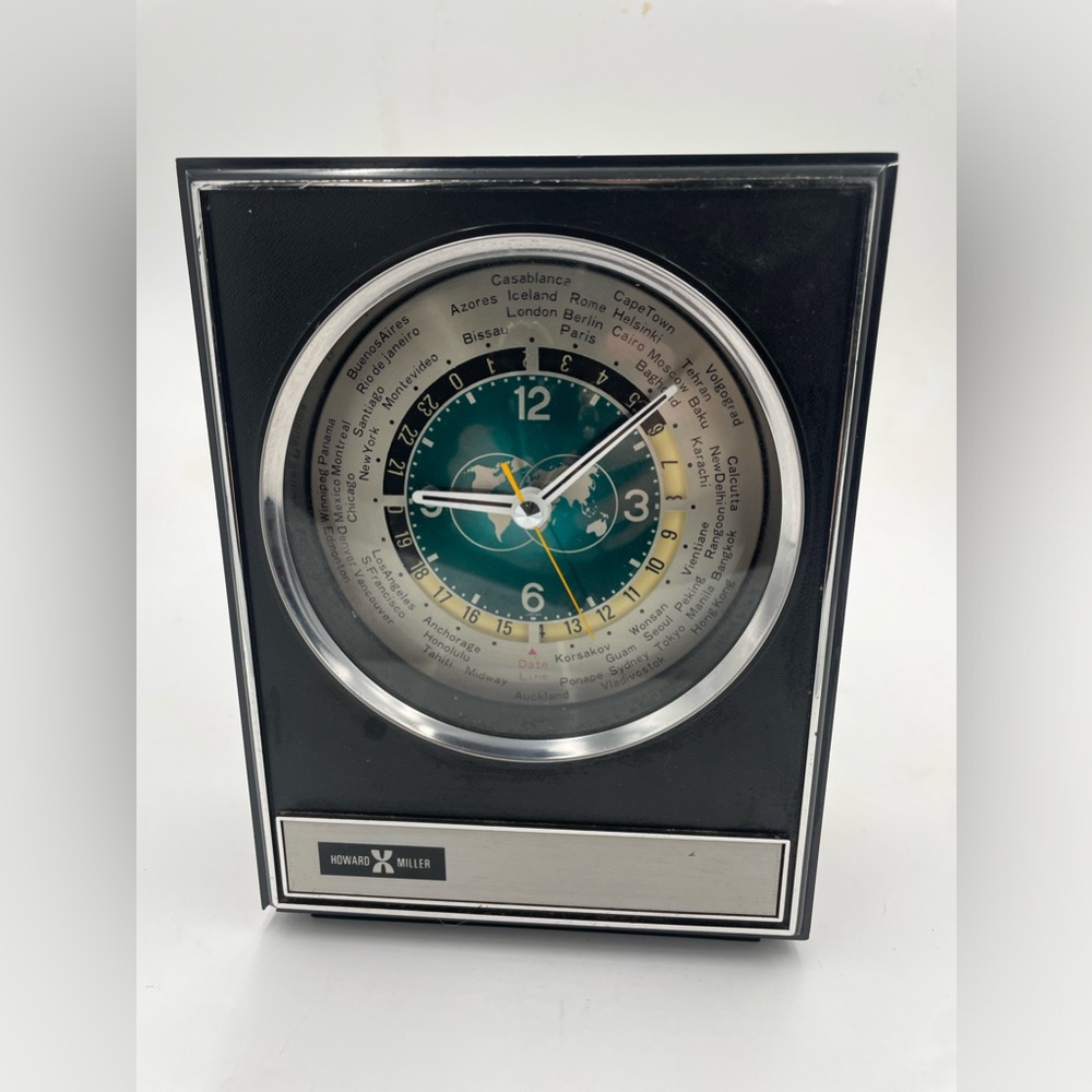 Vintage Howard Miller World Clock Time Clock 7RW001 Model 4626.